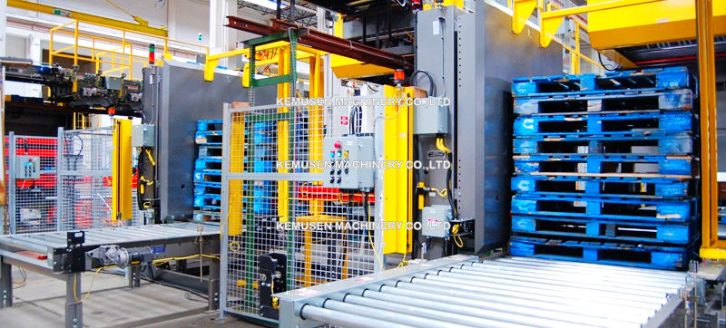 Staging-Fork-Style-Pallet-Dispensers-2560x1160 - 800 Staging-Fork-Style-Pallet-Dispensers-2560x1160 - 800