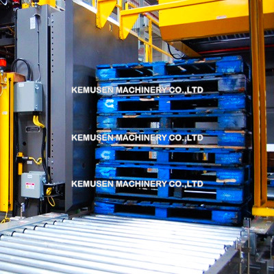 Screw jacks are used in palletizing machines to provide the precise and reliable linear motion